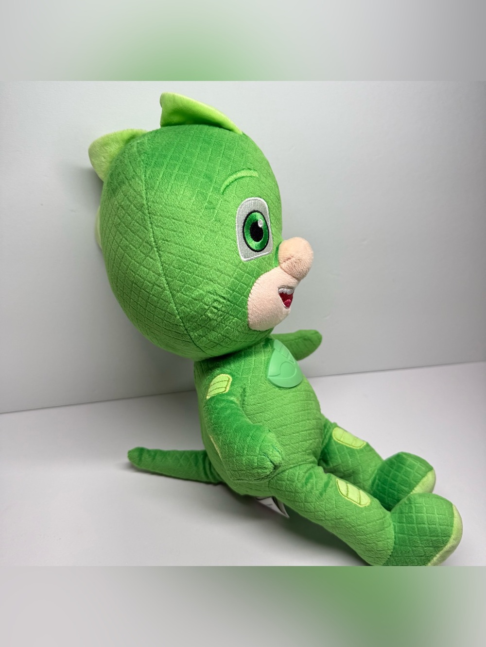 Pj Masks Talking Green Greg Gekko Plush 15" Doll Light Up Sings Talks Just Play - Picture 6 of 9